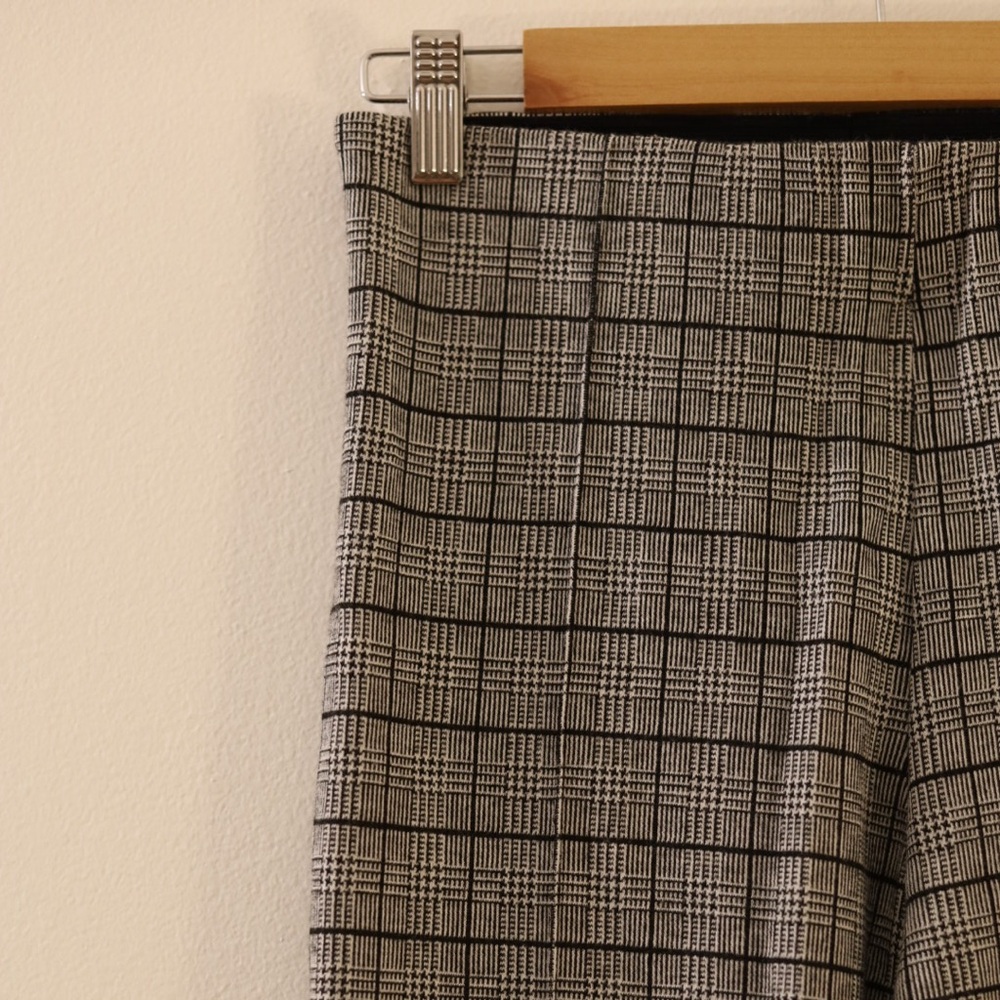 Chic Gray Plaid Stretch Pants – Classic Slim Fit